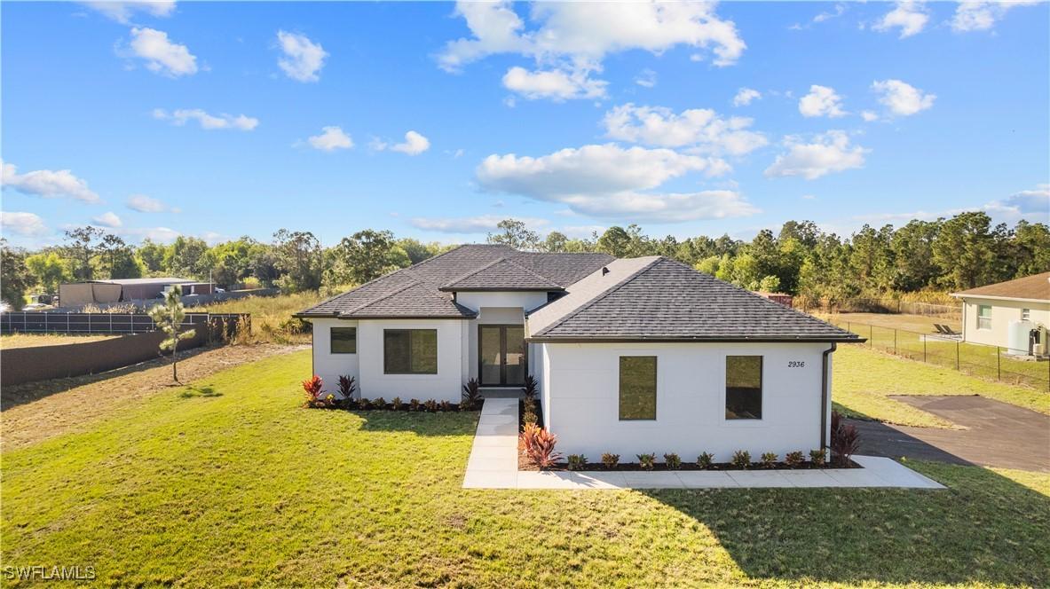 2664 43rd Ave., Naples, FL 34120