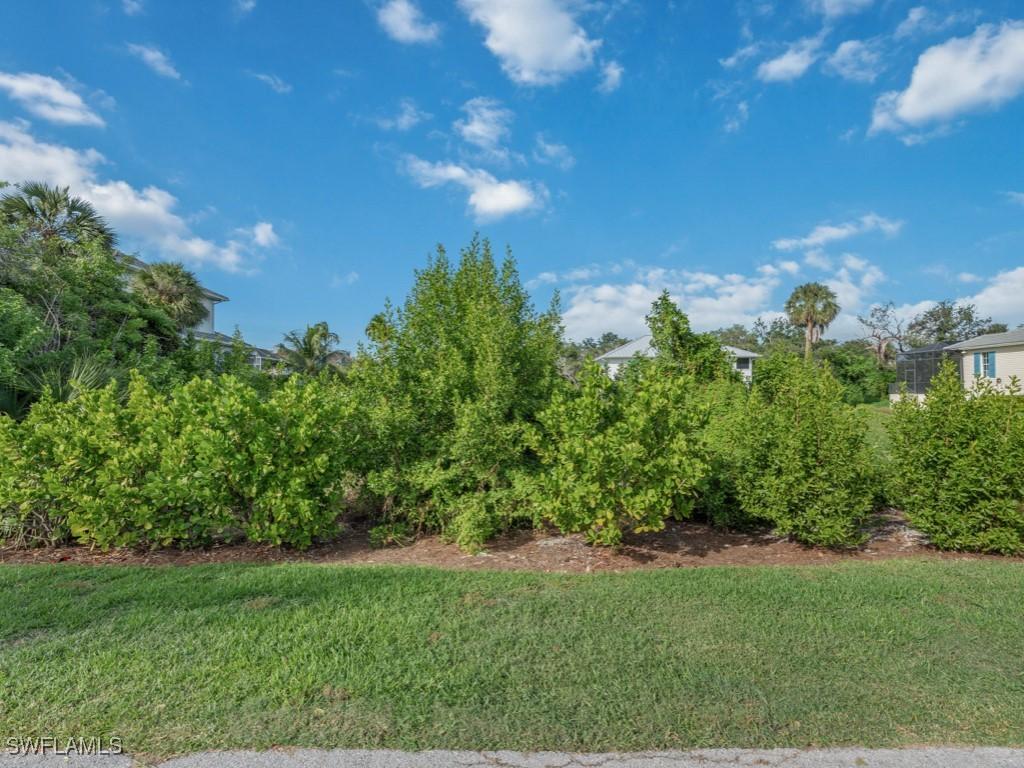 376 Beach Lily Ln., Marco Island, FL 34145