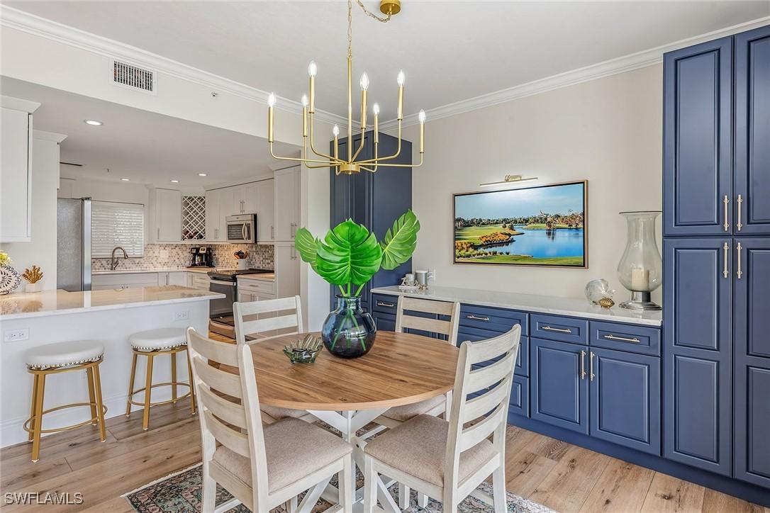 782 Eagle Creek Dr. #102, Naples, FL 34113