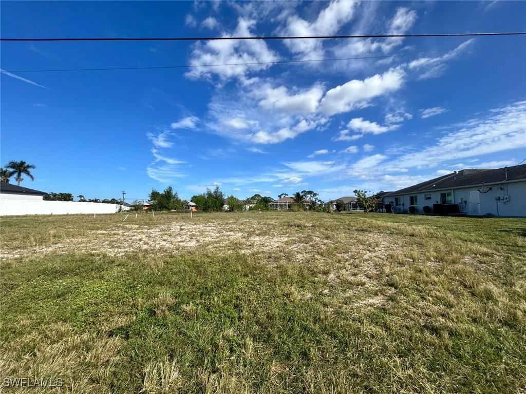 2007 SW 15th Pl., Cape Coral, FL 33991