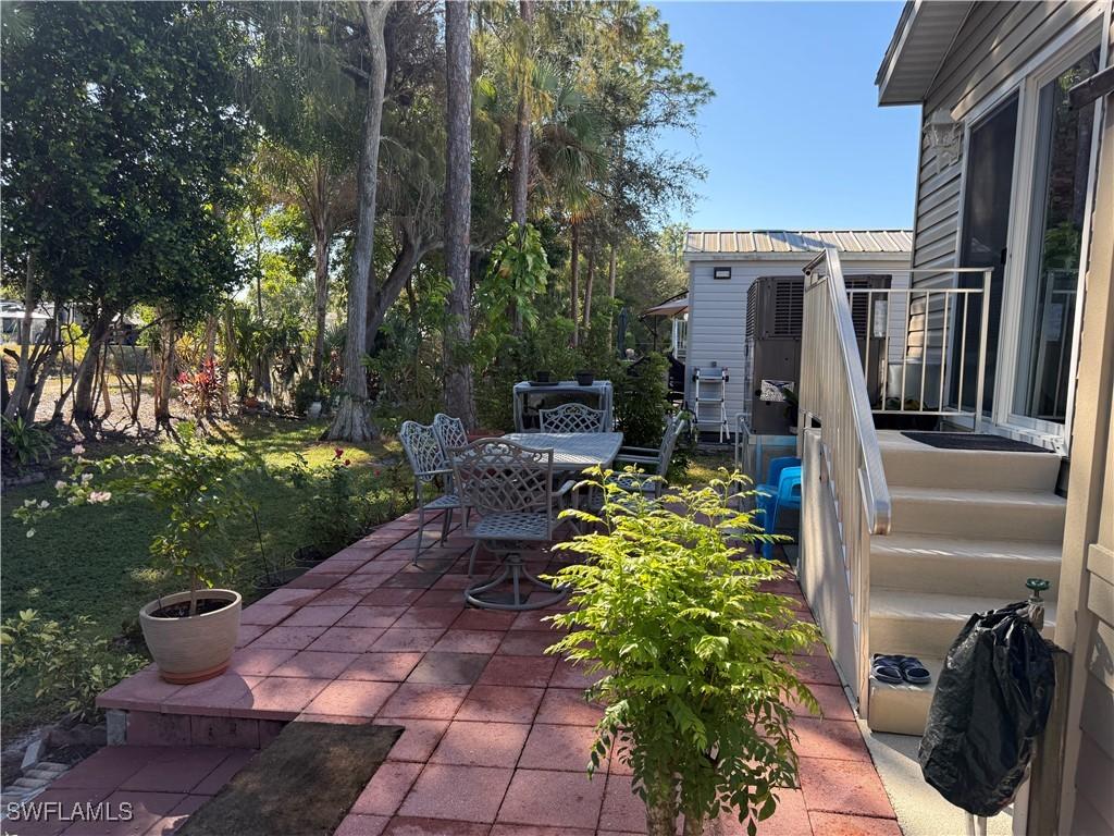 25 Bass Ln., Naples, FL 34114