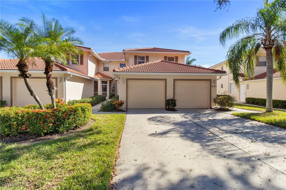 440 Robin Hood Cir. #102, Naples, FL 34104