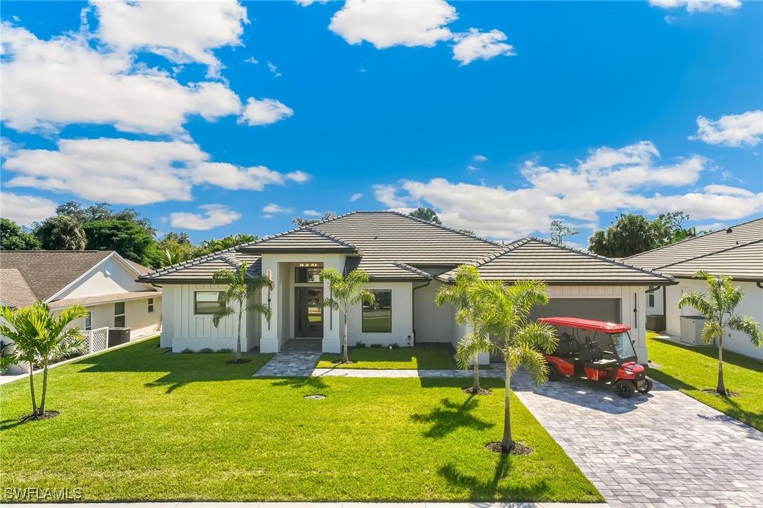 80 Willowick Dr., Naples, FL 34110