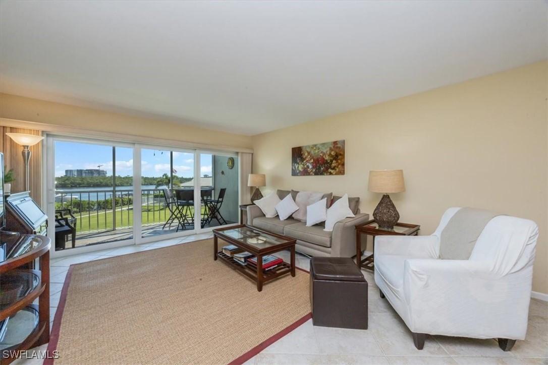305 Goodlette-frank Rd. #C304, Naples, FL 34102