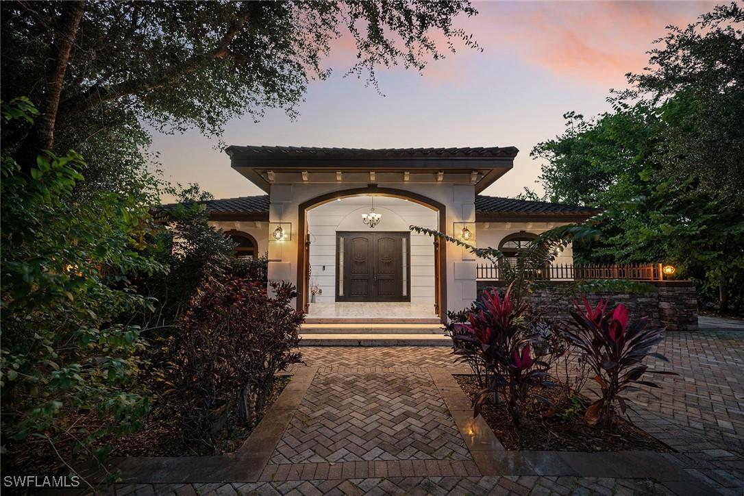 2605 64th St., Naples, FL 34105