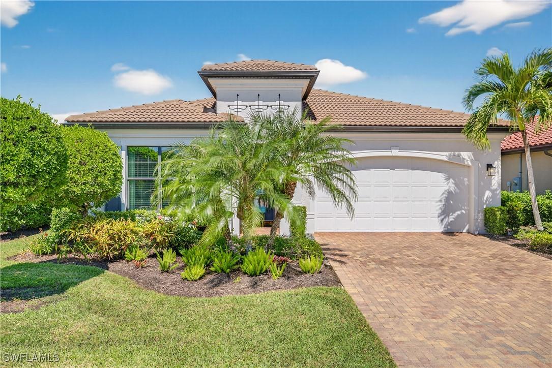 1489 Artesia Dr., Naples, FL 34113