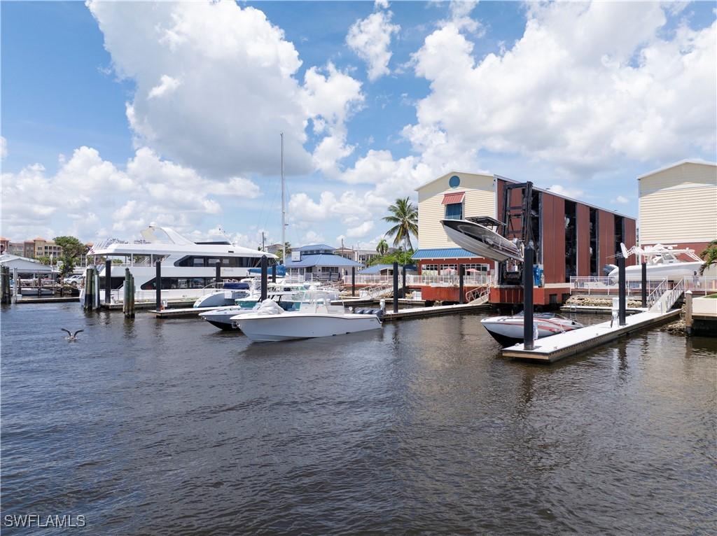 750 River Point Dr., Naples, FL 34102