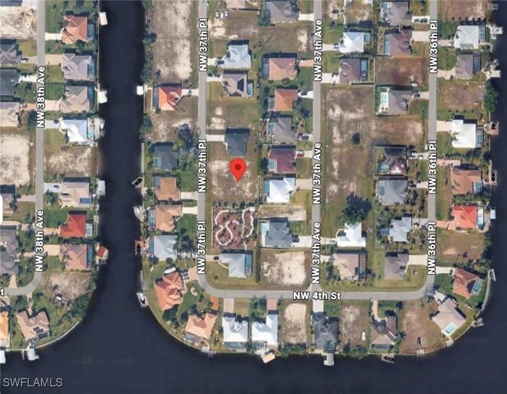413 NW 37th Pl., Cape Coral, FL 33993
