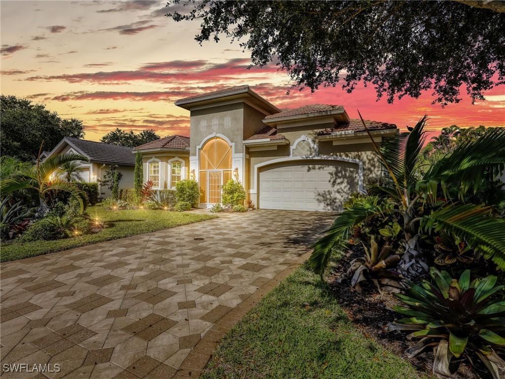 4221 Hampton Ln., Naples, FL 34119