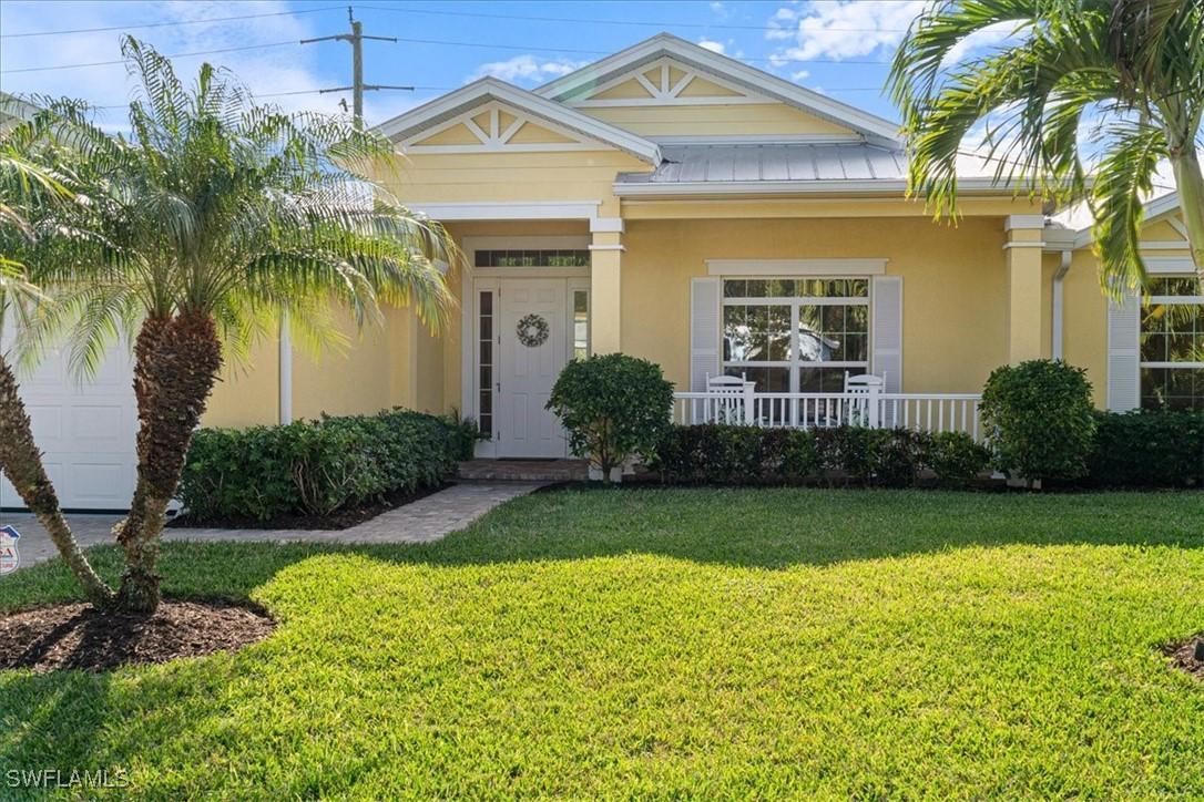 732 7th Ave., Naples, FL 34102