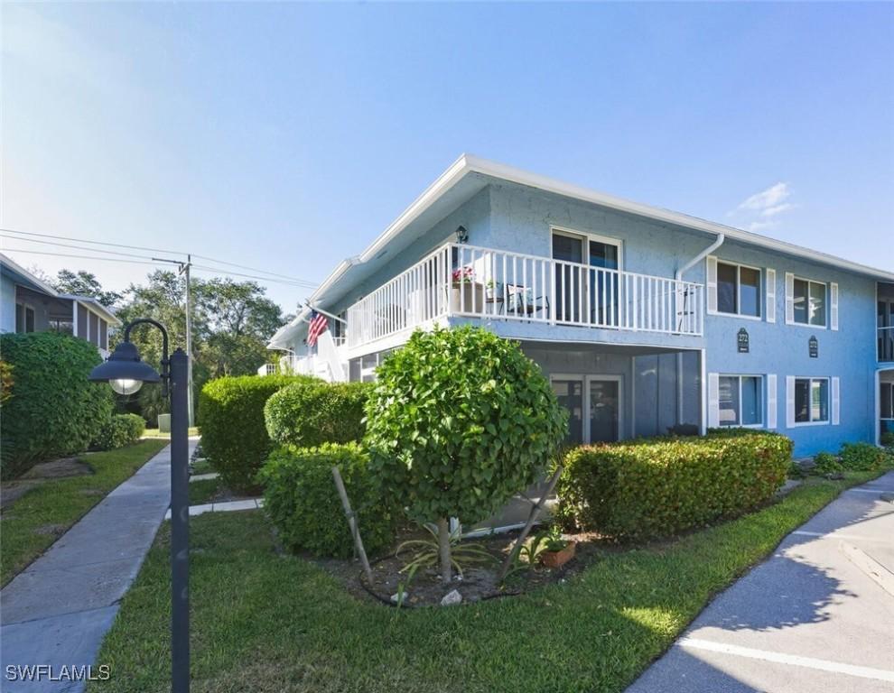 272 Palm Dr. #52, Naples, FL 34112