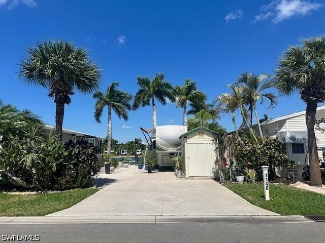 1146 Silver Lakes Blvd., Naples, FL 34114