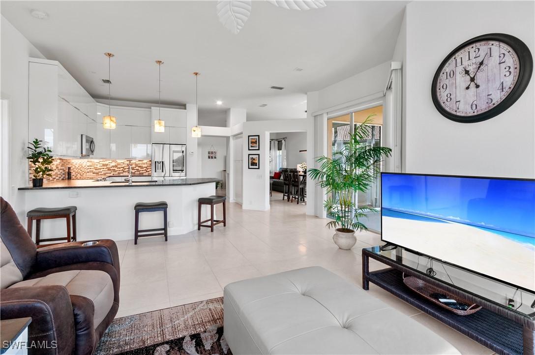 13470 Bridgeford Ave., Bonita Springs, FL 34135