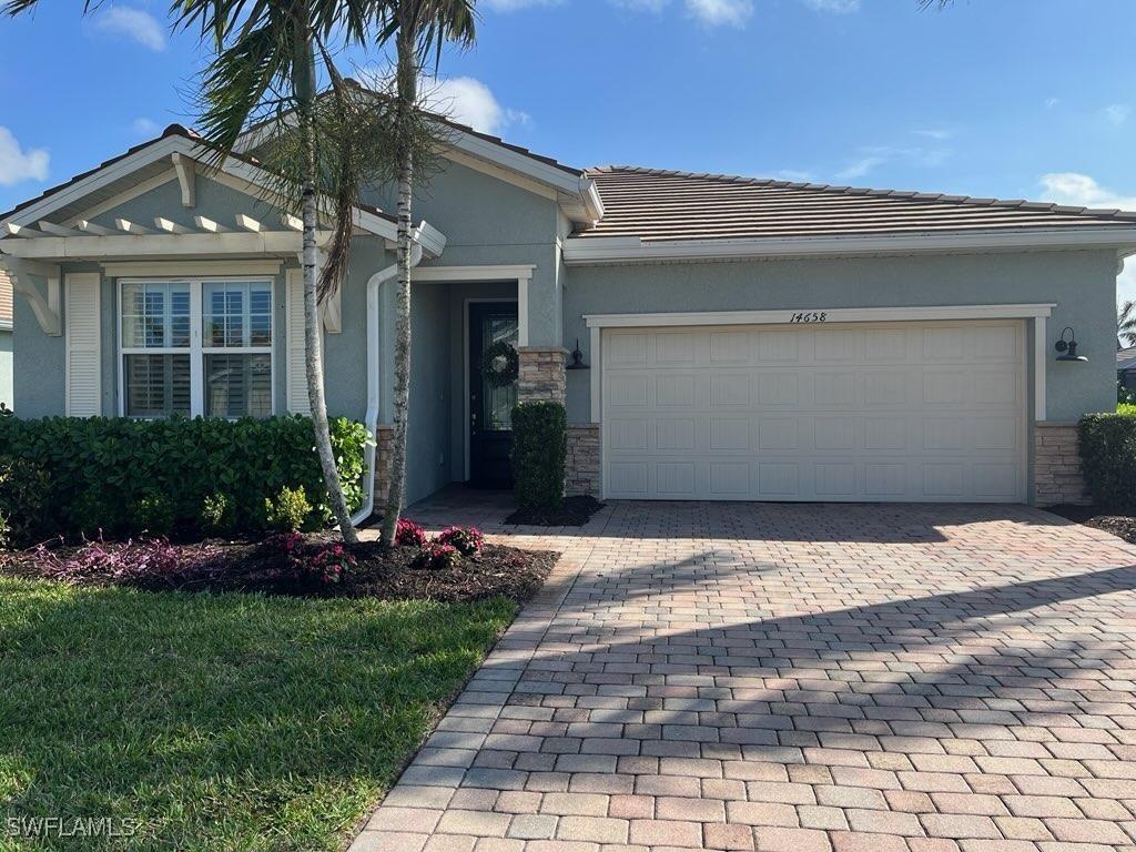 14658 Topsail Dr., Naples, FL 34114