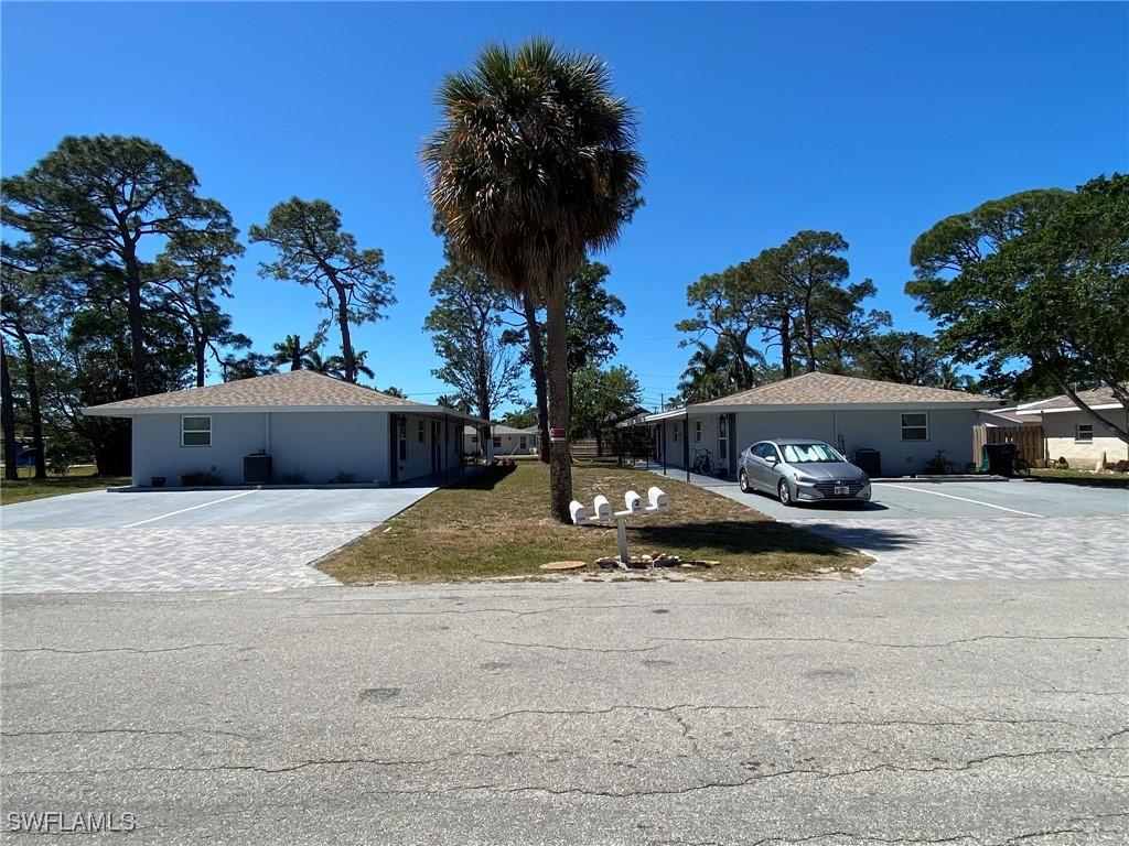 2264 Washington Ave., Naples, FL 34112