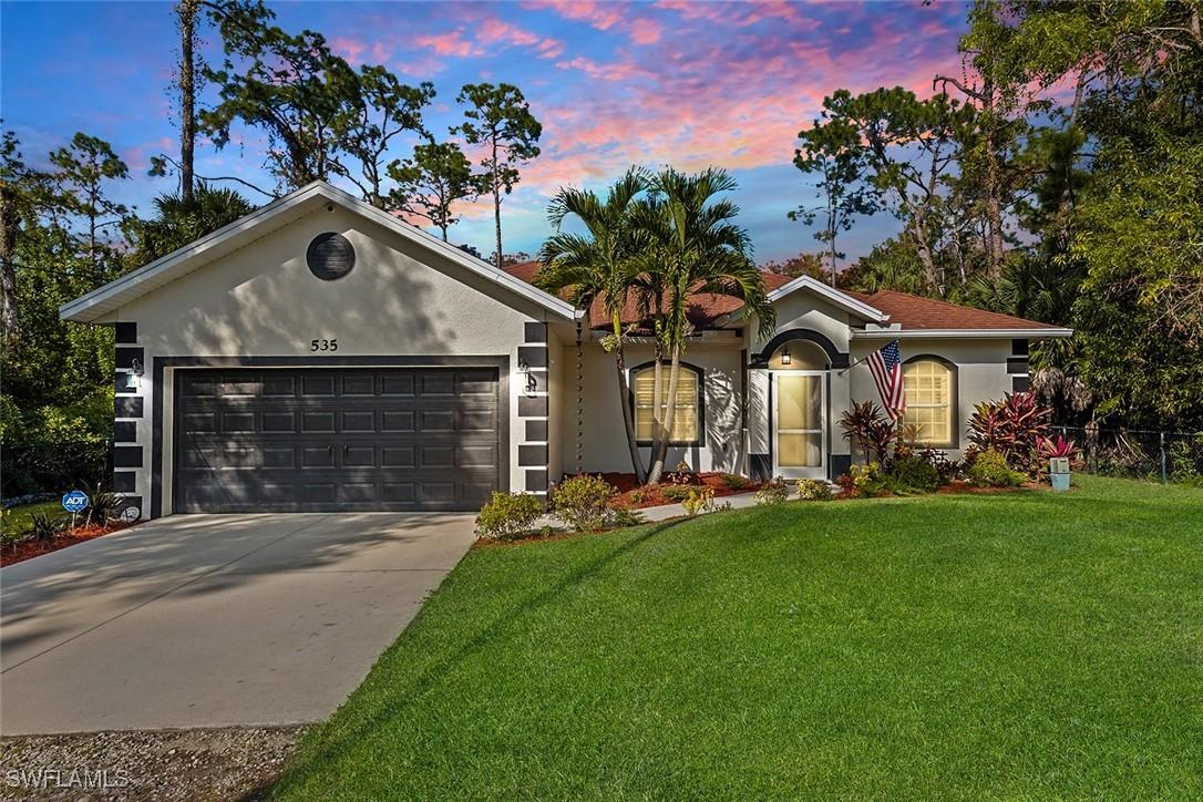 535 33rd Ave., Naples, FL 34120
