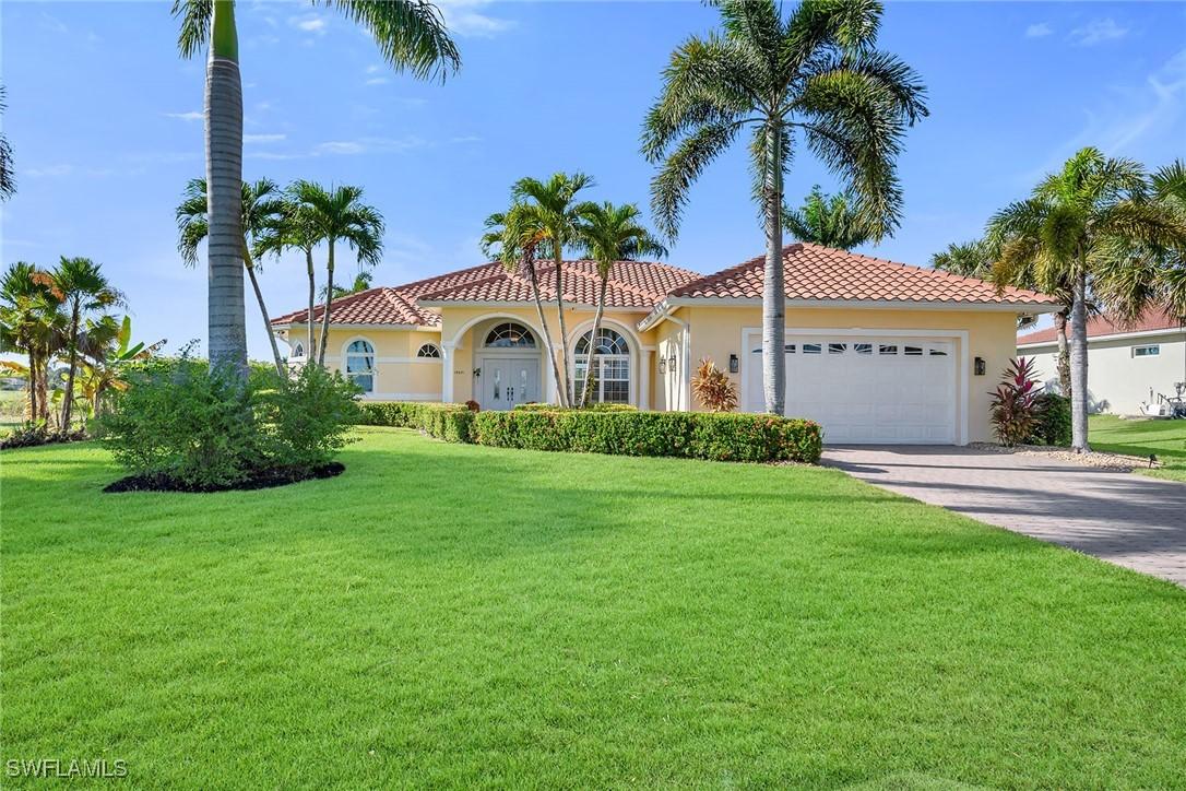 18031 Royal Tree Pkwy., Naples, FL 34114