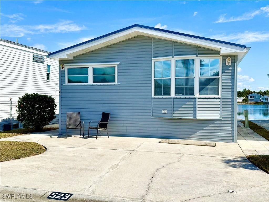 523 Cheetah Dr., Naples, FL 34114