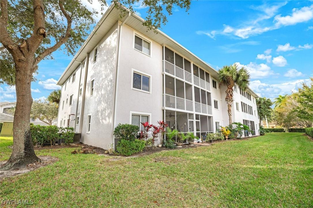 7839 Regal Heron Cir. #206, Naples, FL 34104