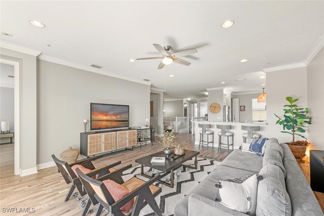 6509 Monterey Point #203, Naples, FL 34105