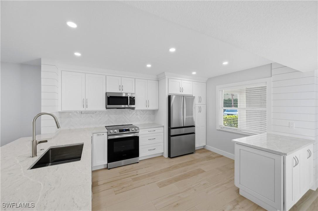 1330 Derbyshire Ct. #E101, Naples, FL 34116