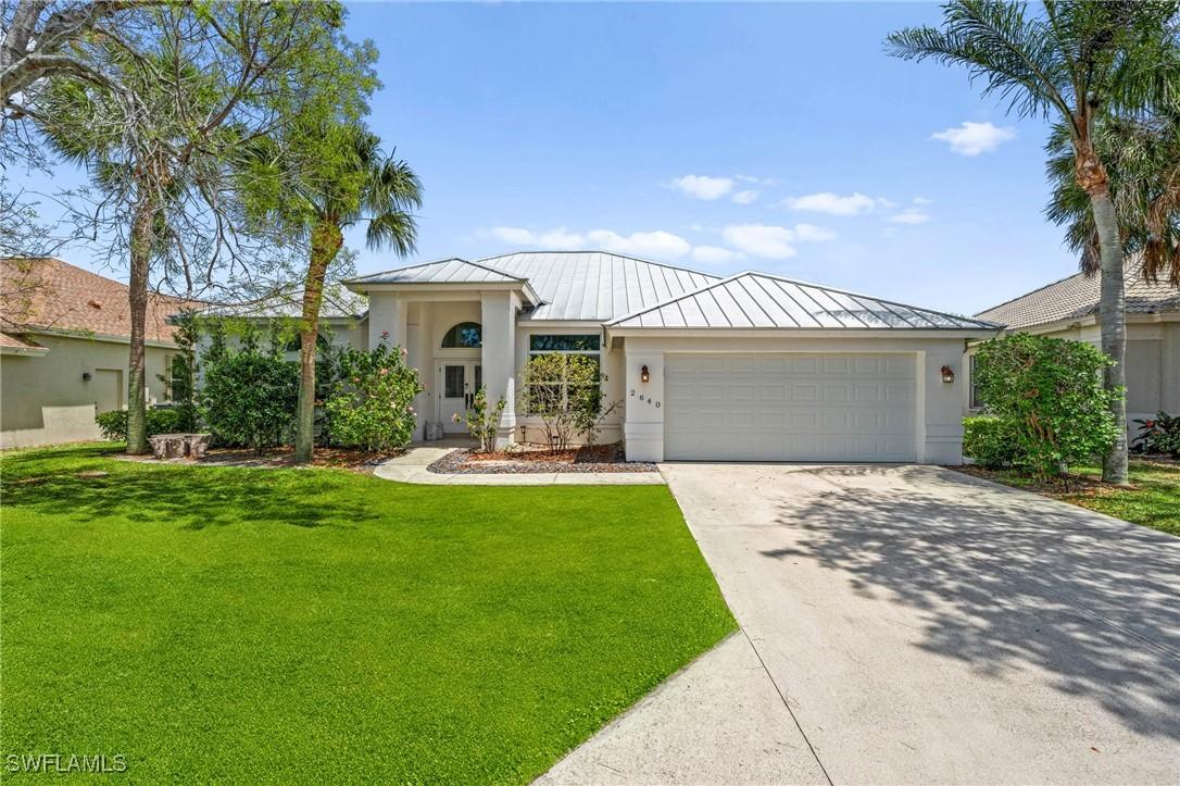2640 White Cedar Ln., Naples, FL 34109