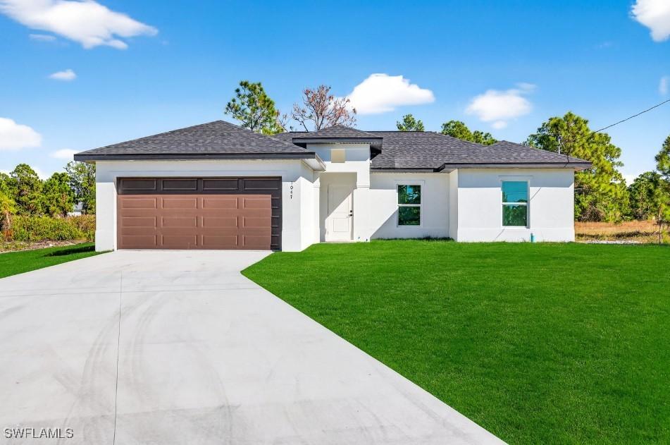 1047 Kirkwood St., Lehigh Acres, FL 33974