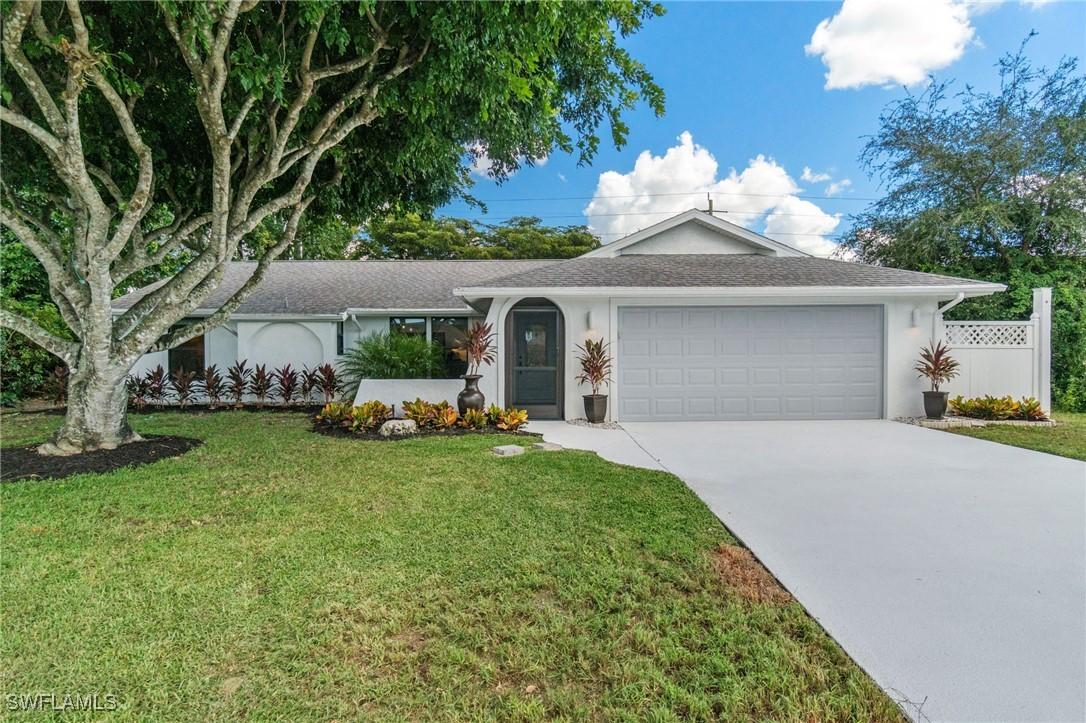 2481 Kings Lake Blvd., Naples, FL 34112