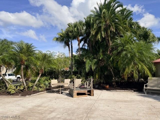 4604 Southern Breeze Dr., Naples, FL 34114