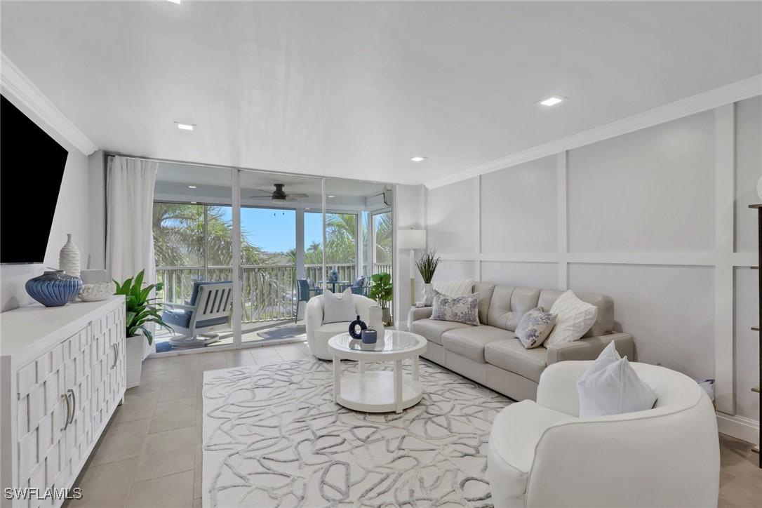 3 Bluebill Ave. #512, Naples, FL 34108