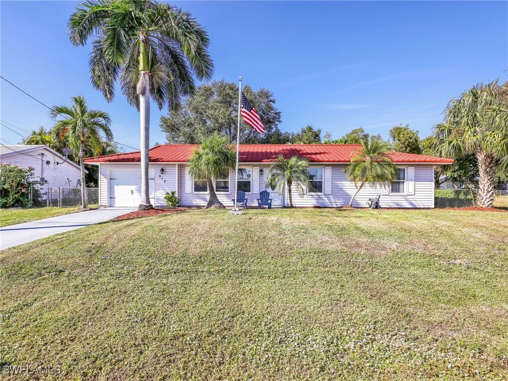 914 NE 2nd Ave., Cape Coral, FL 33909