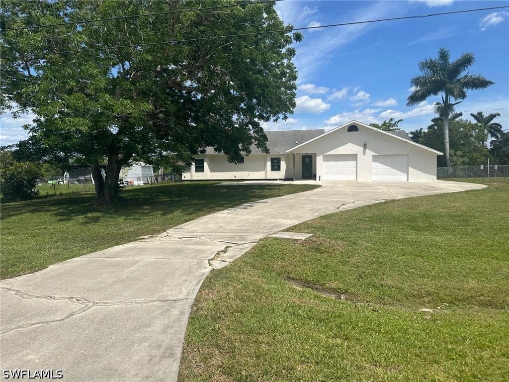137 Meta St., Fort Myers, FL 33905