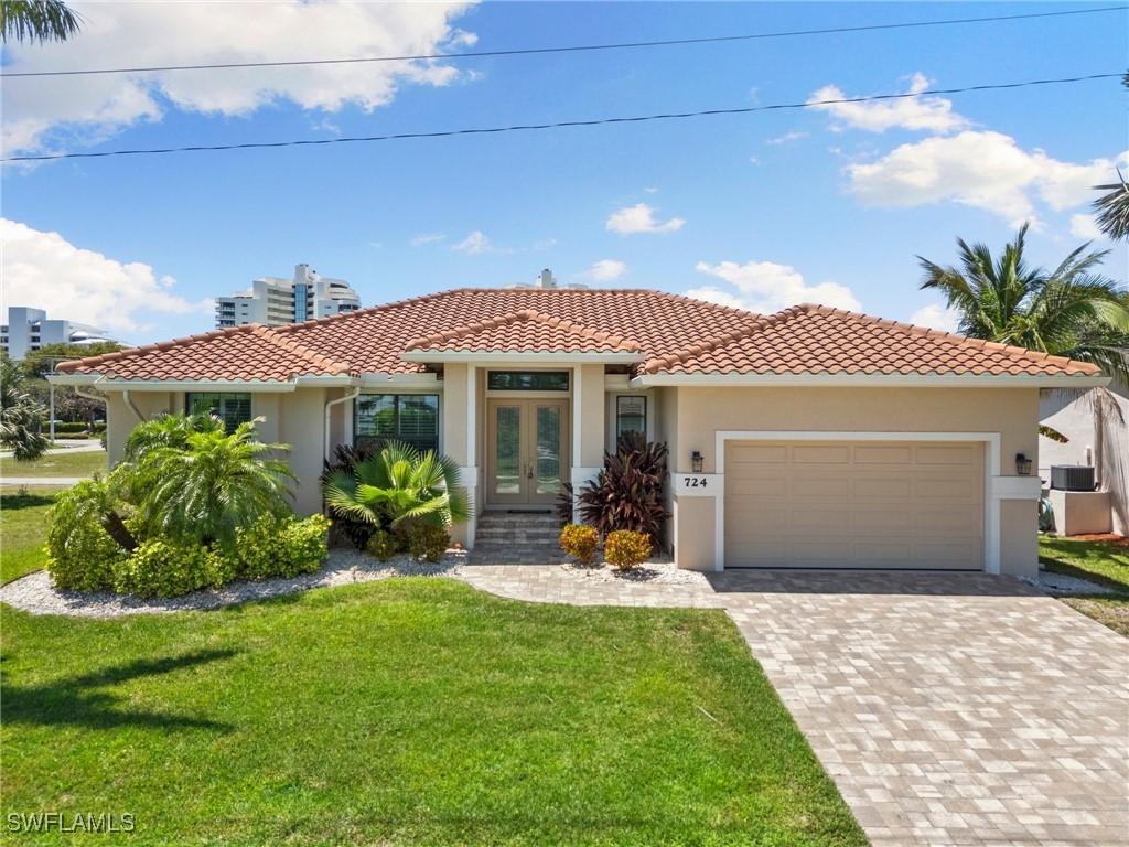 724 Seagrape Dr., Marco Island, FL 34145