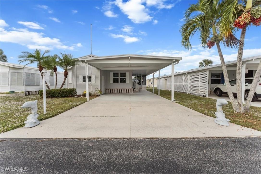 47 Turquoise Ave. #47T, Naples, FL 34114