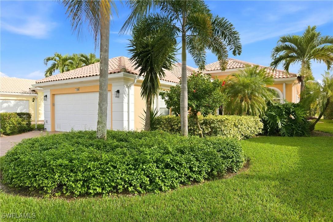 7704 Hernando Ct., Naples, FL 34114
