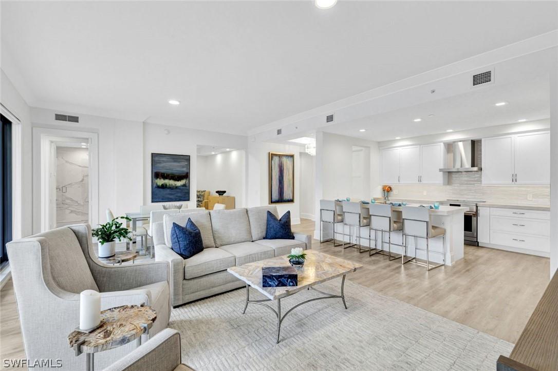 1030 3rd Ave. #419, Naples, FL 34102