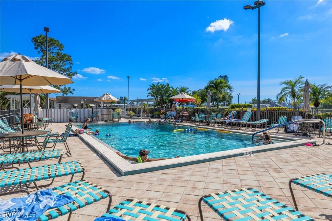 4689 Fiji Ln., Bonita Springs, FL 34134