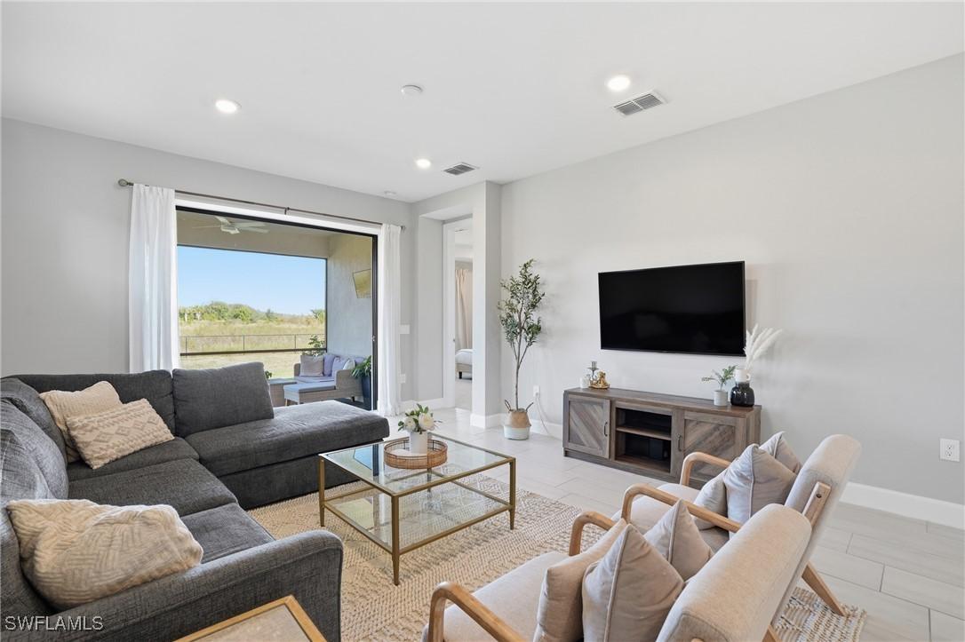 20064 Kingmont Dr., Estero, FL 33928