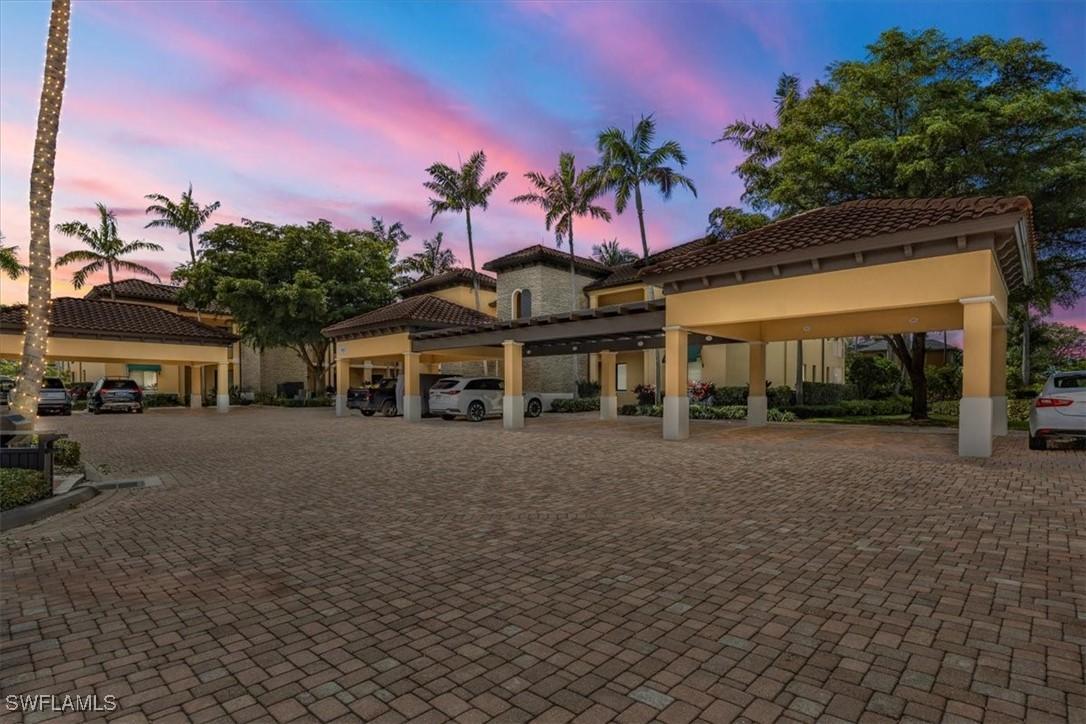 965 Sandpiper St. #J107, Naples, FL 34102