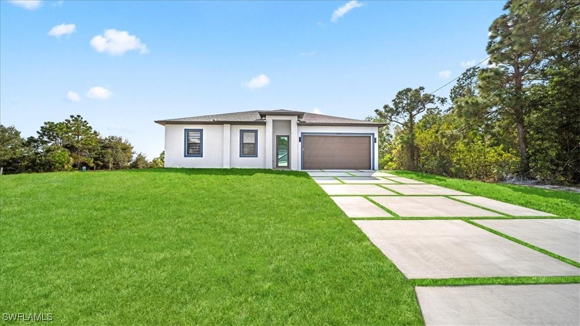 1256 Edmund St., Lehigh Acres, FL 33974