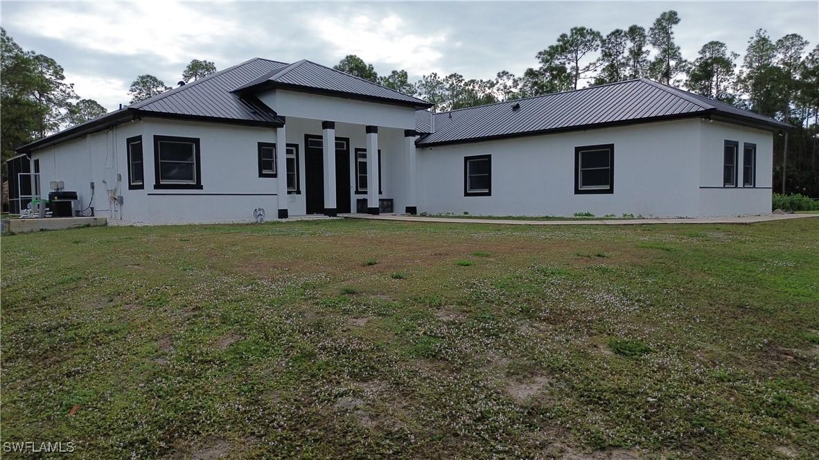 570 31st St., Naples, FL 34120