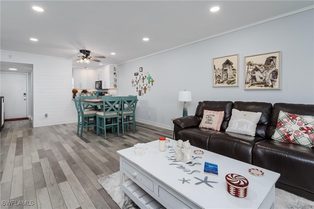 5499 Rattlesnake Hamm Rd. #304A, Naples, FL 34113