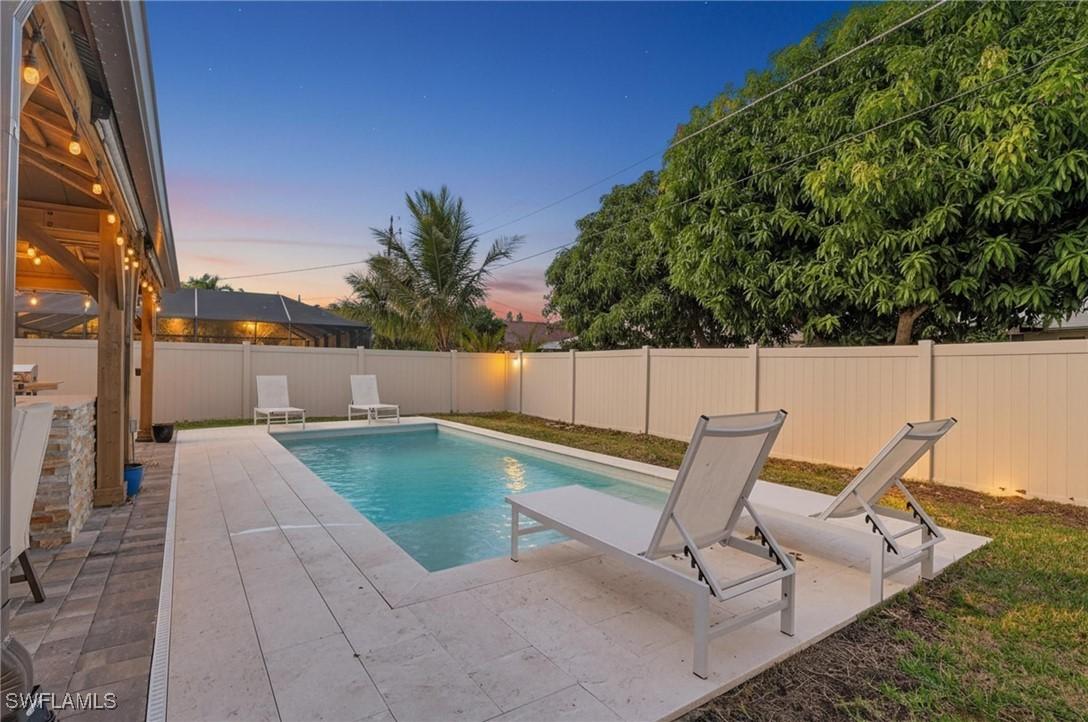 523 107th Ave., Naples, FL 34108