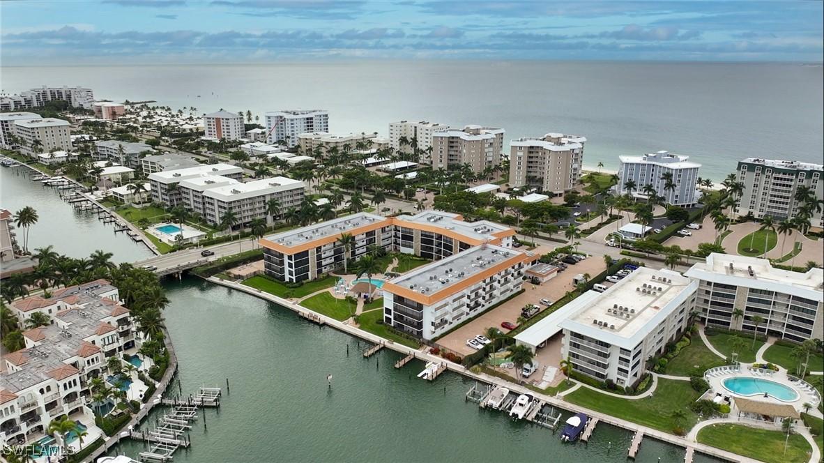 2900 Gulf Shore Blvd. #312, Naples, FL 34103