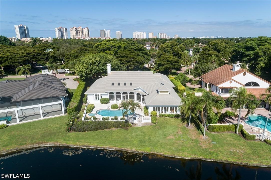 708 Nathan Hale Dr., Naples, FL 34108