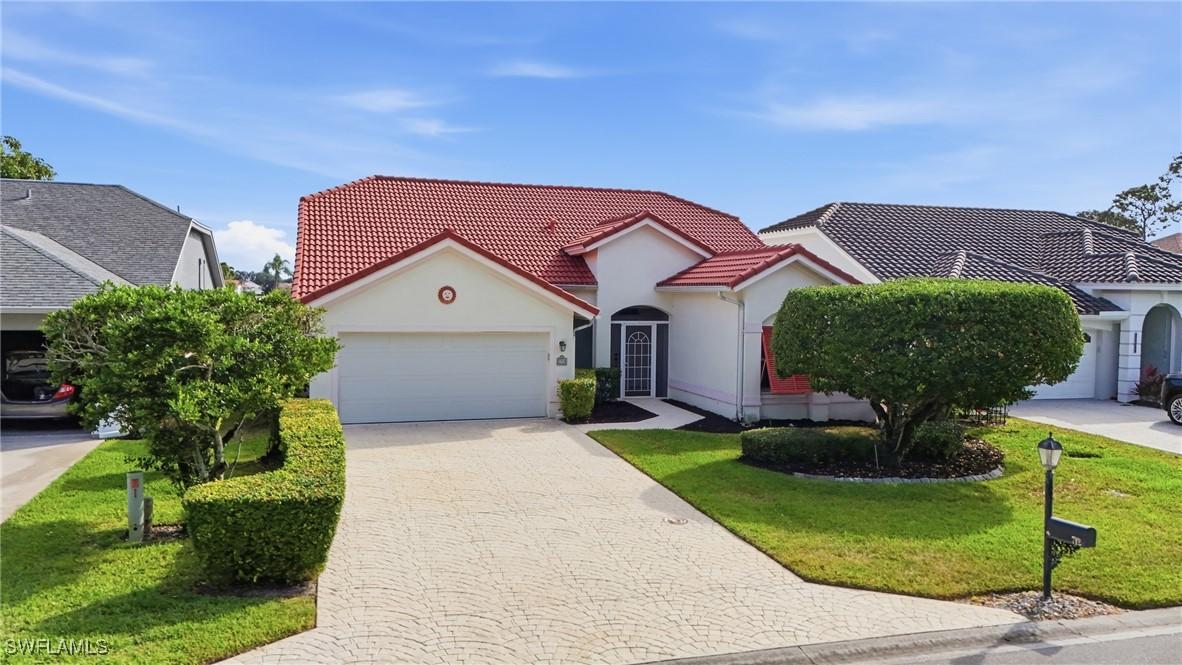 712 Lambton Ln., Naples, FL 34104