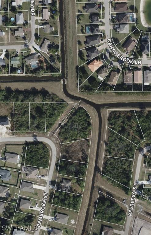 370 Pembroke St., Lehigh Acres, FL 33974