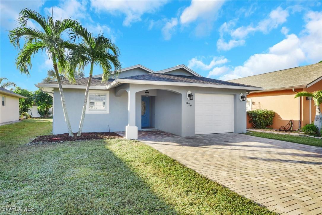 826 109th Ave., Naples, FL 34108
