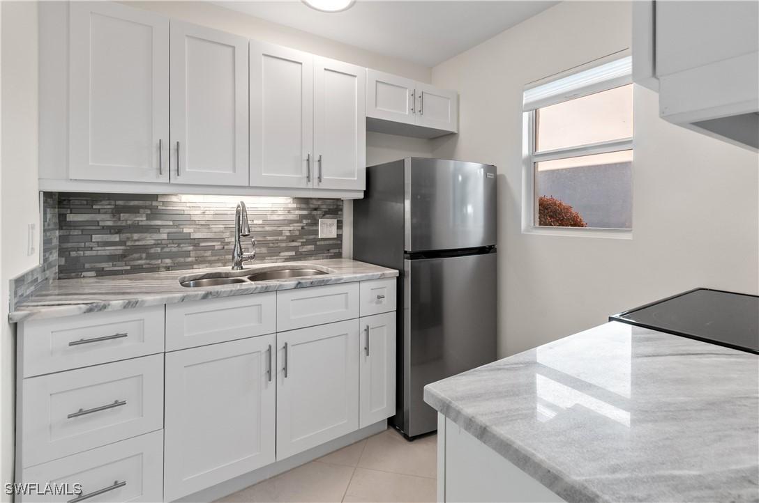 641 12th Ave., Naples, FL 34102