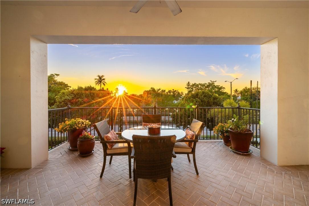 1400 Gulf Shore Blvd. #201, Naples, FL 34102